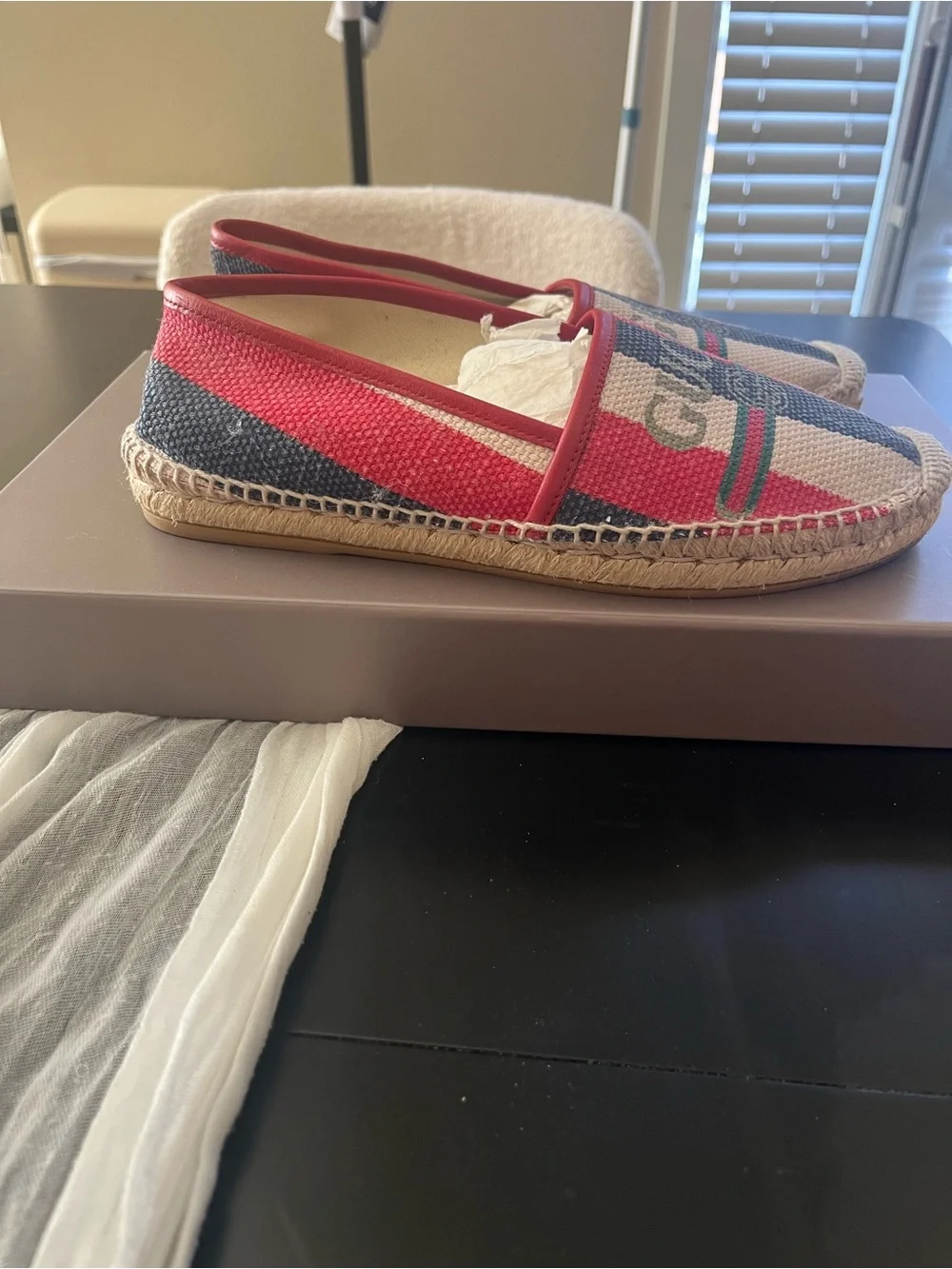 Gucci Red, Blue & White Canvas Logo Espadrille Slip-Ons - Picture 7 of 11